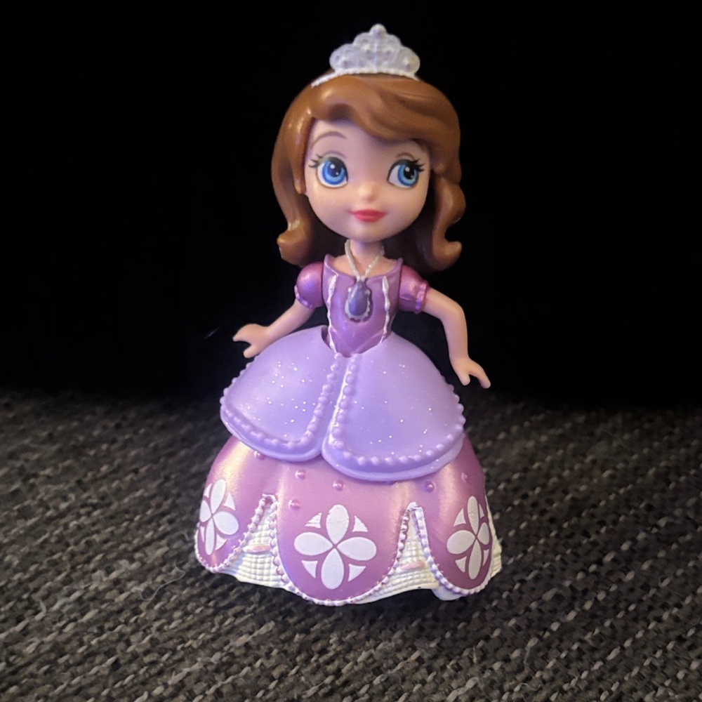 Mattel Disney Sofia doll figure